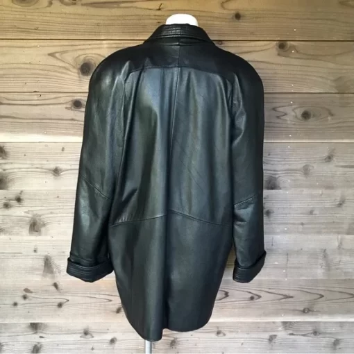 Pelle Milano Ny Oversized Leather Single Button Blazer.